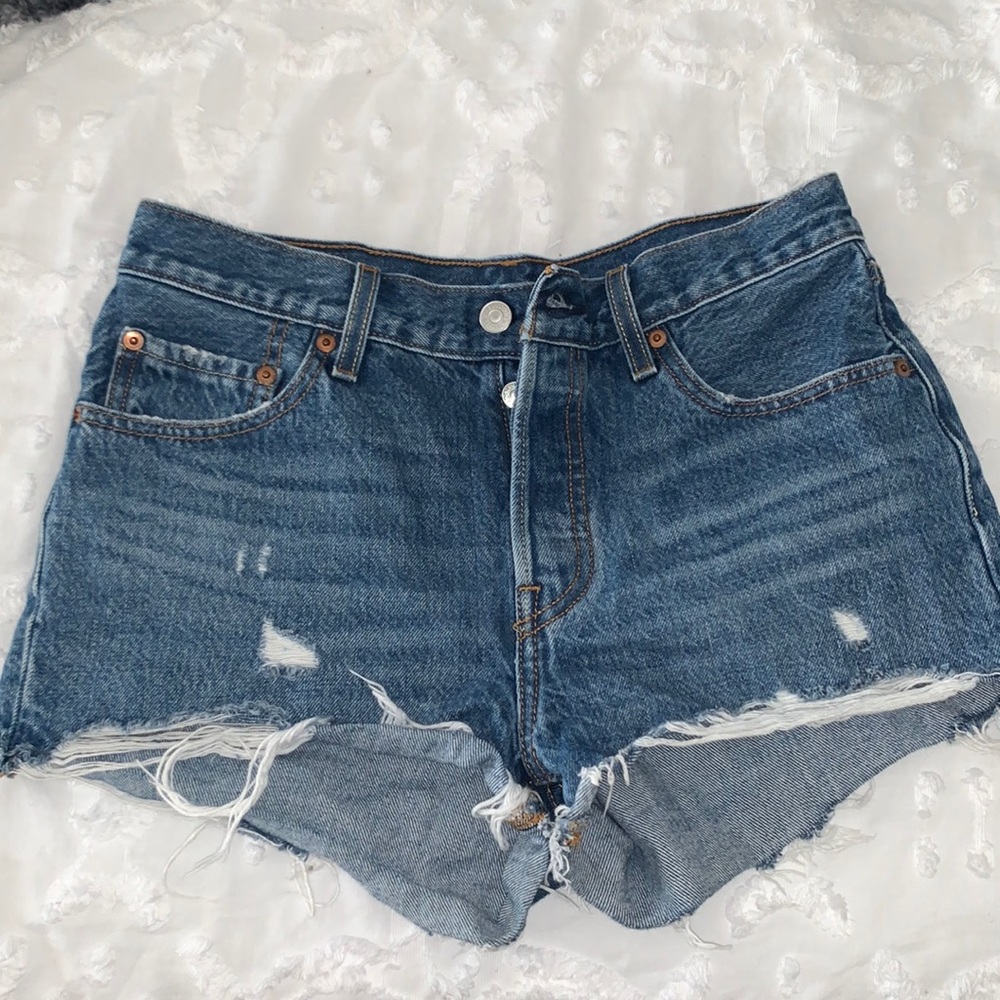 Levi 501 Jean Shorts